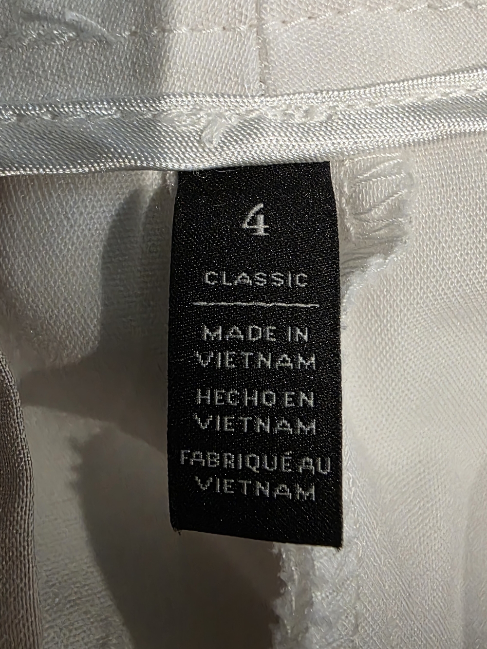 White House Black Market Classic Sailor Shorts Beachy Coastal Fisherman Size 4 - Picture 9 of 10